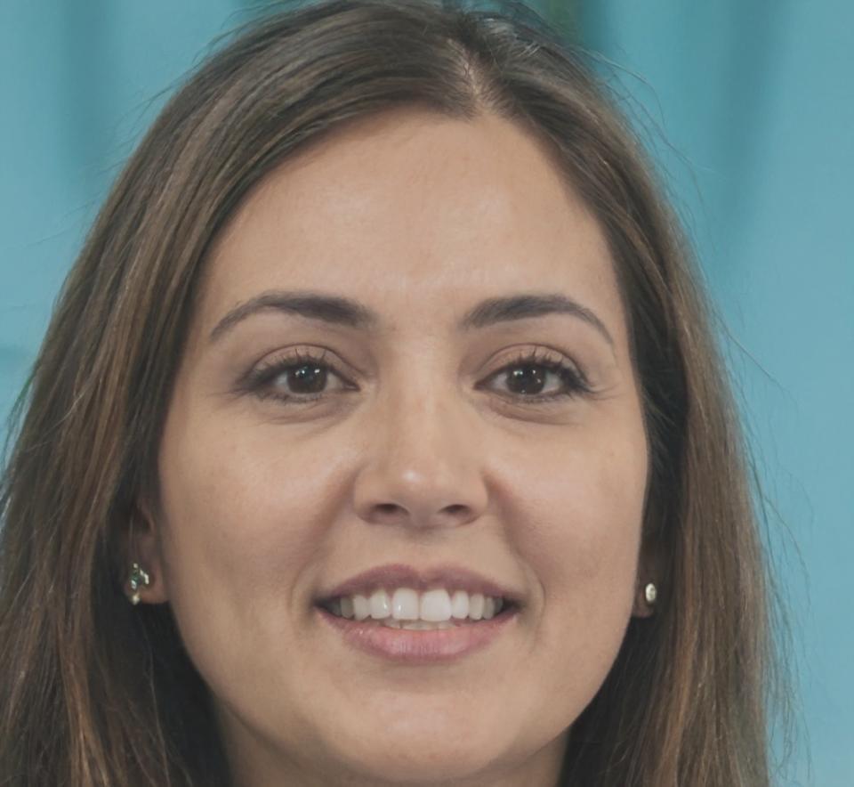 Fotografie profil Elena Stănescu